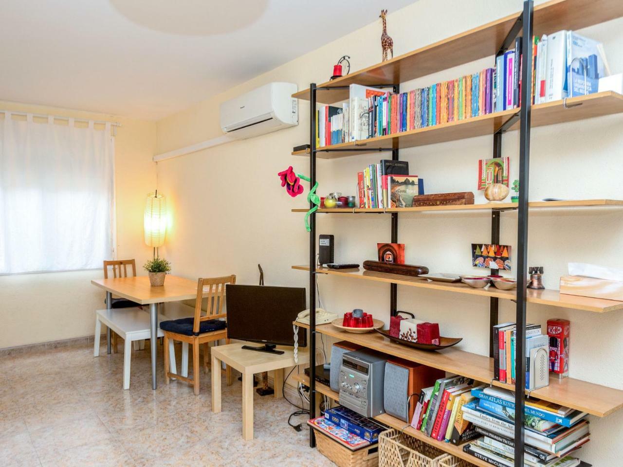 Apartment Camp Nou- Travessera De Les Corts By Interhome Barselona Dış mekan fotoğraf