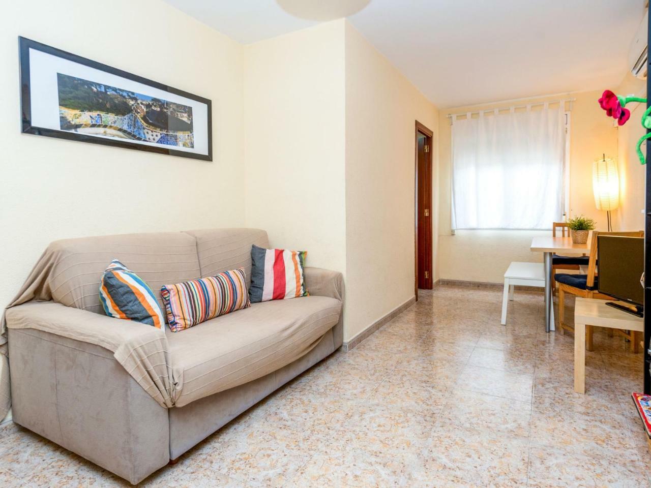 Apartment Camp Nou- Travessera De Les Corts By Interhome Barselona Dış mekan fotoğraf